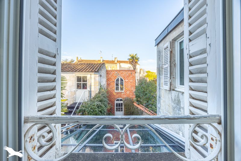 Vente Maison NIORT - 7 pièces -142 m² - (79000)