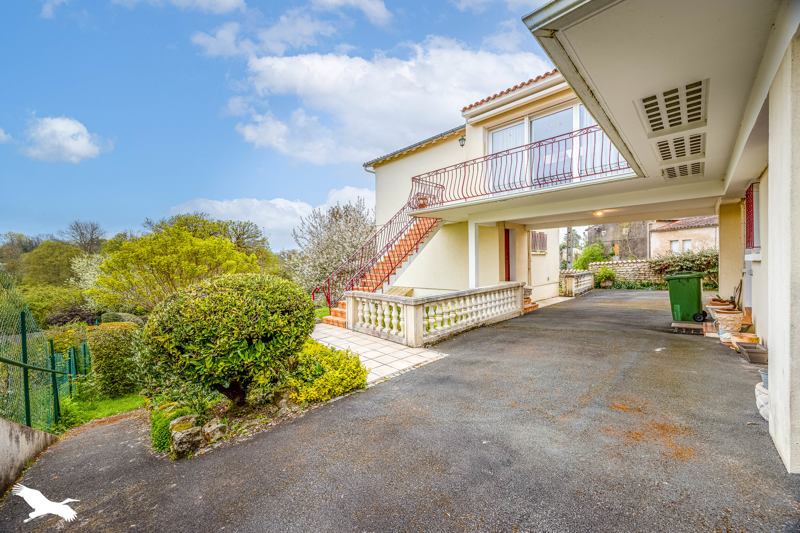 Vente Maison NIORT - 6 pièces -179 m² - (79000)