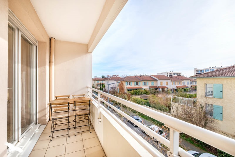 Vente Appartement LYON 08 - 3 pièces -70 m² - (69008)