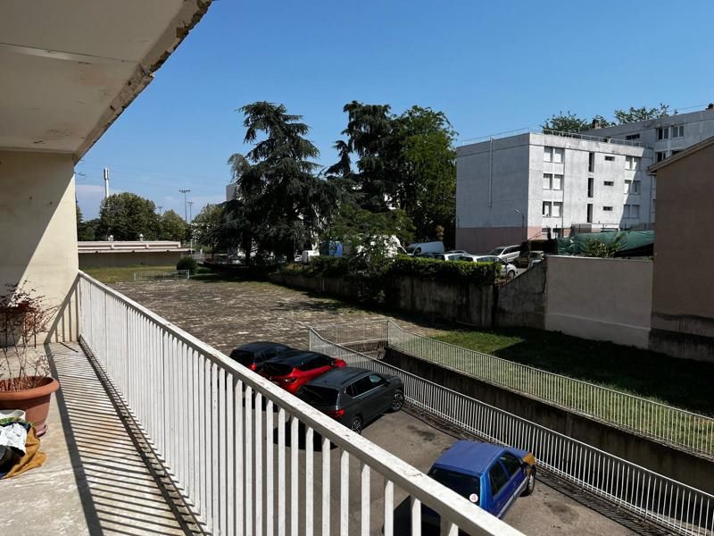 Vente Appartement VENISSIEUX - 3 pièces -65 m² - (69200)