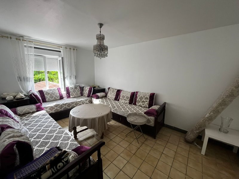 Vente Immeuble LYON 08 - - - (69008)