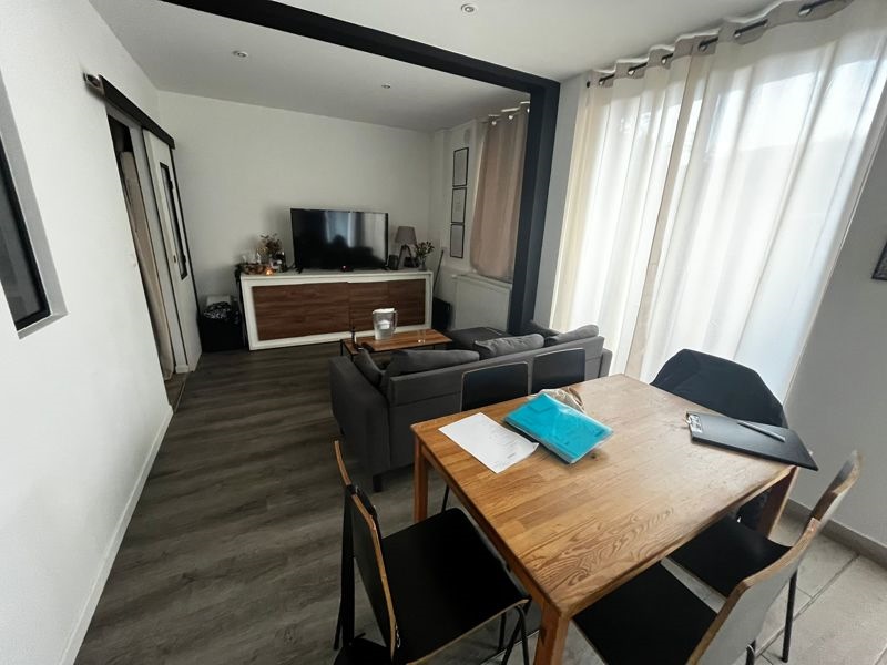 Vente Immeuble LYON 08 - - - (69008)