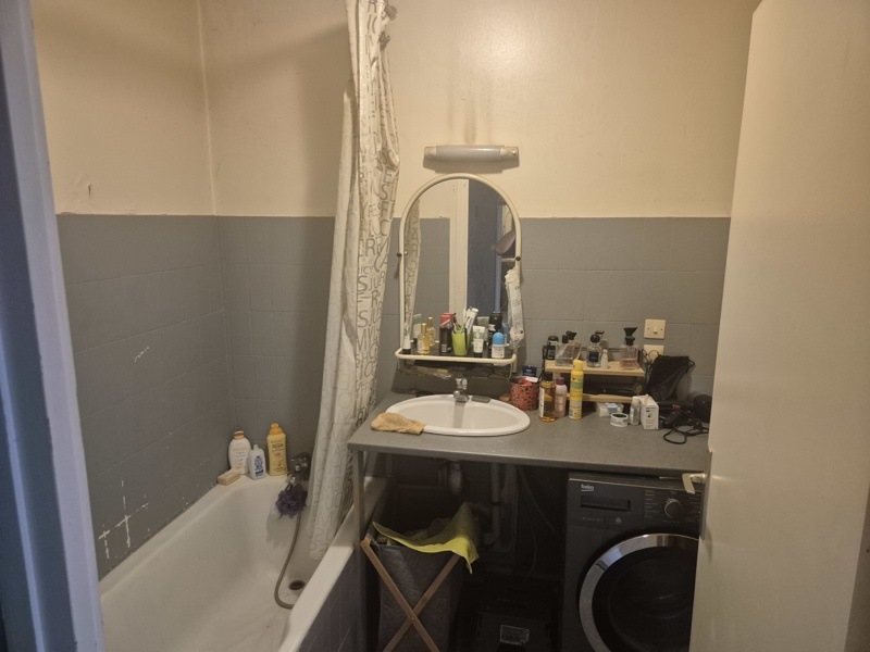 Vente Appartement Vénissieux - 1 pièce -37 m² - (69200)