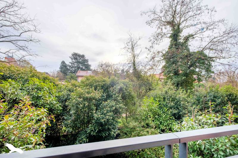 Vente Appartement CALUIRE ET CUIRE - 3 pièces -70 m² - (69300)