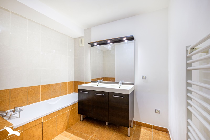 Vente Appartement CALUIRE ET CUIRE - 3 pièces -70 m² - (69300)