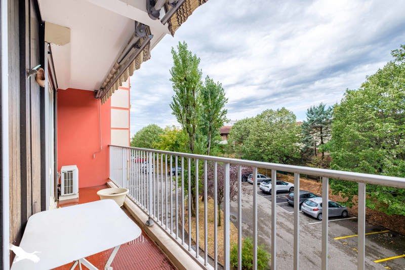 Vente Appartement CALUIRE ET CUIRE - 4 pièces -76 m² - (69300)