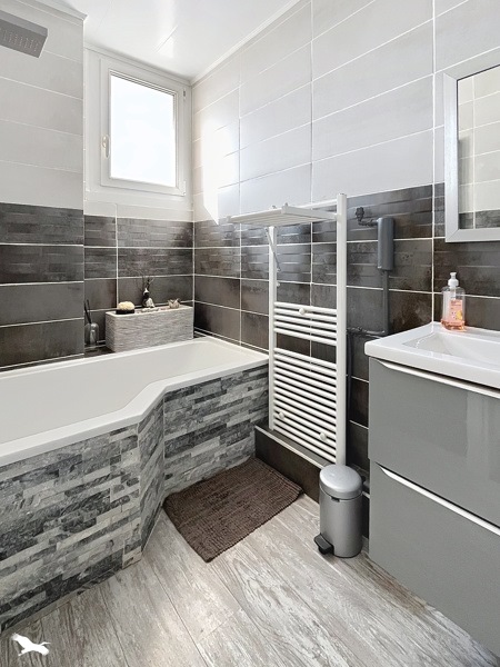 Vente Appartement Caluire-et-Cuire - 3 pièces -66 m² - (69300)