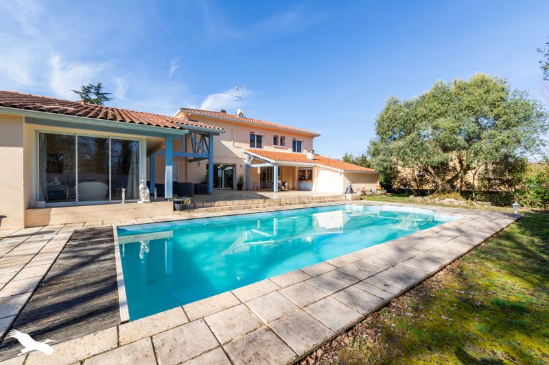 Vente Maison LE PASSAGE - 5 pièces -226,7 m² - (47520)