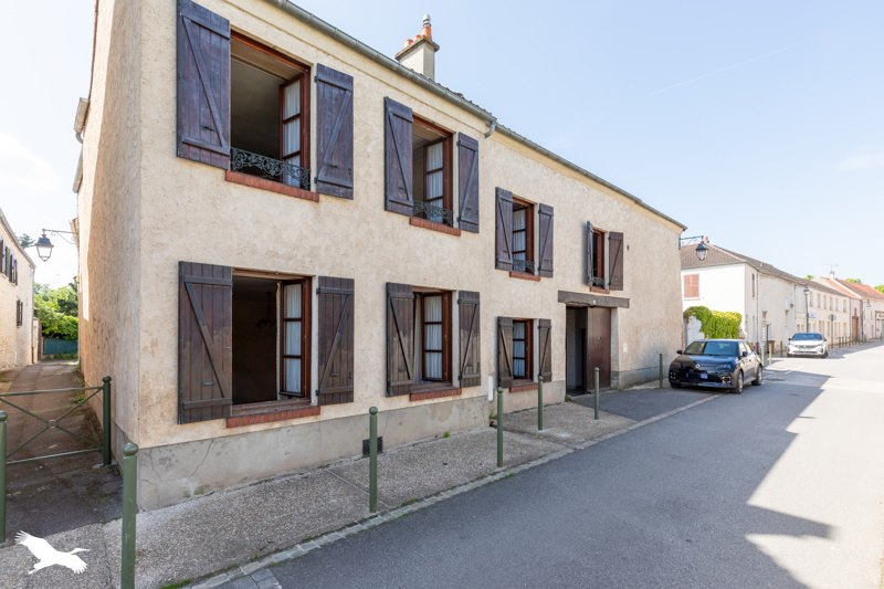 Vente Maison ISSOU - 6 pièces -210 m² - (78440)