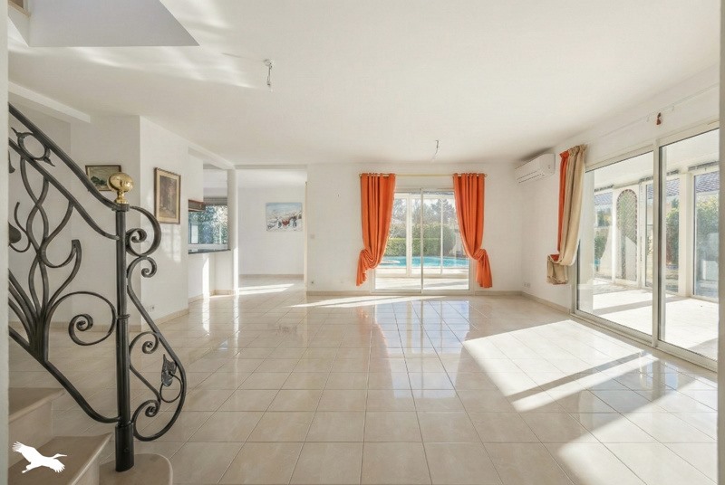 Vente Maison LANTON - 5 pièces -215 m² - (33138)