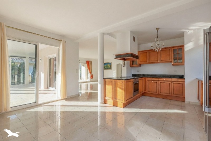 Vente Maison LANTON - 5 pièces -215 m² - (33138)