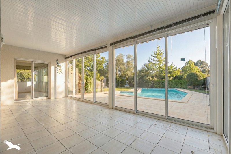 Vente Maison LANTON - 5 pièces -215 m² - (33138)