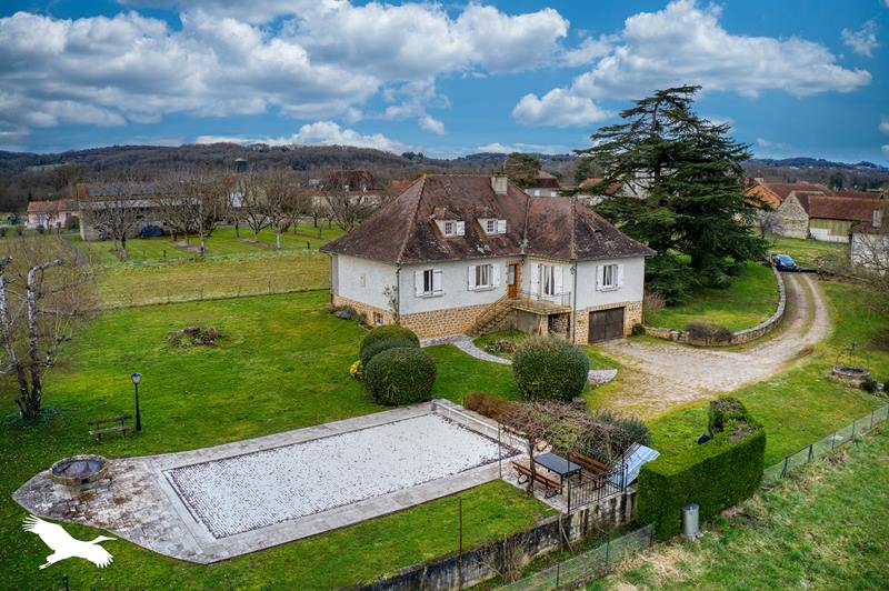 Vente Maison GIRAC - 8 pièces -219 m² - (46130)