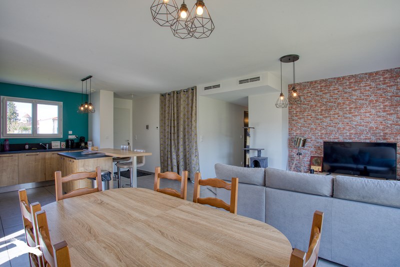 Vente Maison BIARS SUR CERE - 5 pièces -77 m² - (46130)