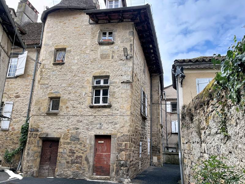 Vente Maison Saint-Céré - 4 pièces -132 m² - (46400)