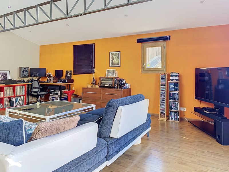 Vente Appartement Pézenas - 3 pièces -180,6 m² - (34120)