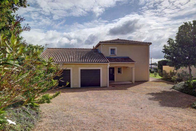 Vente Maison ROUFFIAC TOLOSAN - 7 pièces -206 m² - (31180)