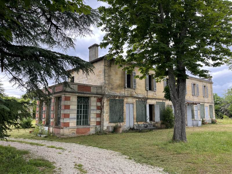 Vente Maison ARVEYRES 33500 11 pièces - 630 m²