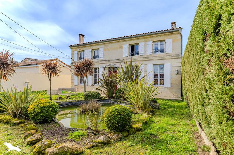 Vente Maison LIBOURNE - 7 pièces -198 m² - (33500)