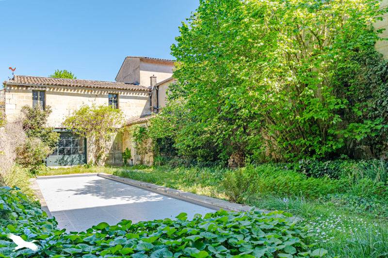 Vente Maison LIBOURNE - 10 pièces -289 m² - (33500)