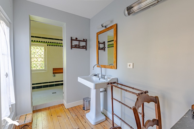 Vente Maison LIBOURNE - 10 pièces -289 m² - (33500)