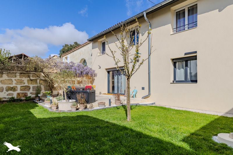 Vente Maison VAYRES - 5 pièces -138 m² - (33870)