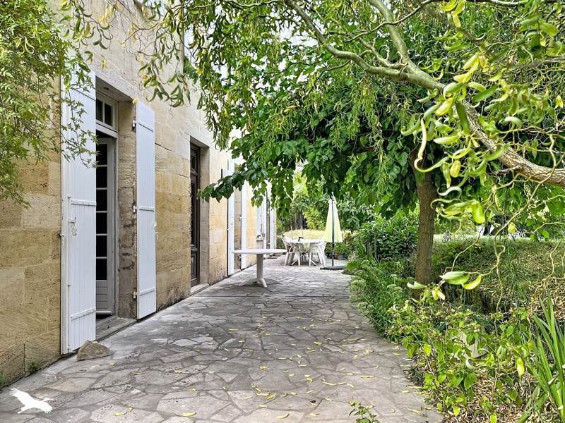 Maison 8 pièces 280 m² · à Fronsac · 280 m² · 399 000 €