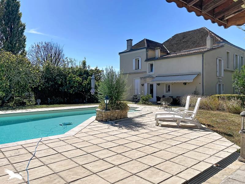 Maison 7 pièces 279 m² · à Libourne · 279 m² · 885 700 €
