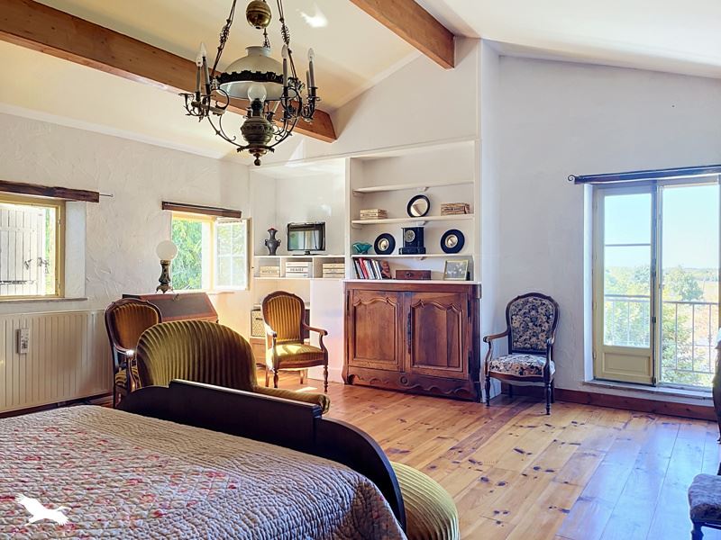 Vente Maison Saint-Émilion - 7 pièces -246 m² - (33330)