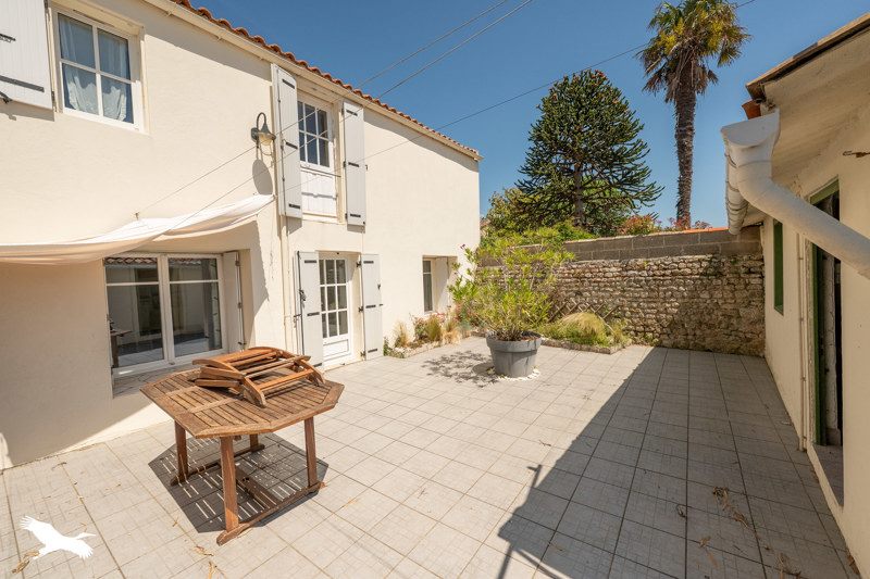 Maison 7 pièces 106 m² · à Bourcefranc-le-Chapus · 106 m² · 244 950 €