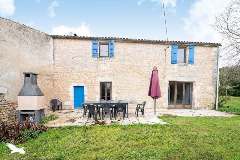 Vente Maison ST JUST LUZAC - 5 pièces -140 m² - (17320)