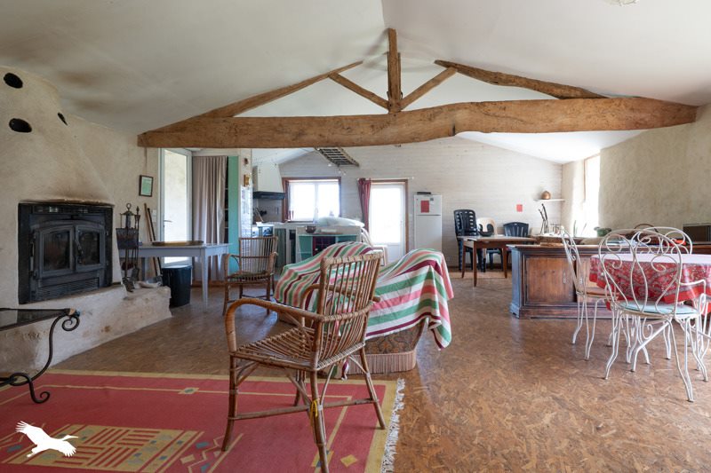Maison 4 pièces 150 m² · à Saint-Just-Luzac · 150 m² · 196 512 €