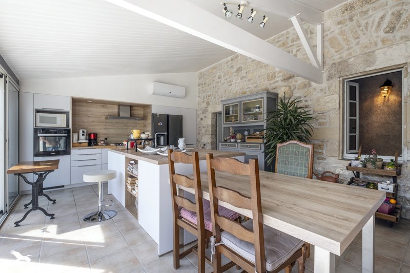 Vente Maison MARENNES HIERS BROUAGE - 7 pièces -233 m² - (17320)