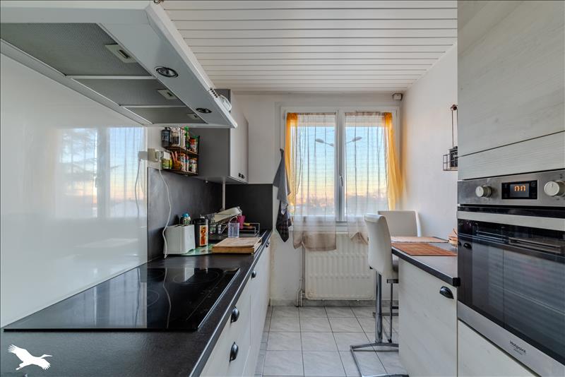 Vente Appartement CARBON BLANC - 4 pièces -68 m² - (33560)