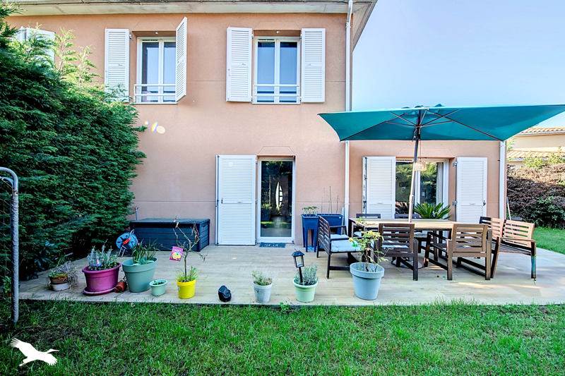 Vente Maison CARBON BLANC - 4 pièces -93 m² - (33560)