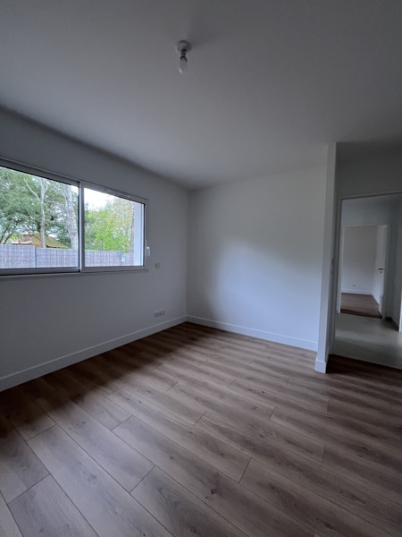 Vente Maison CARBON BLANC - 4 pièces -131 m² - (33560)