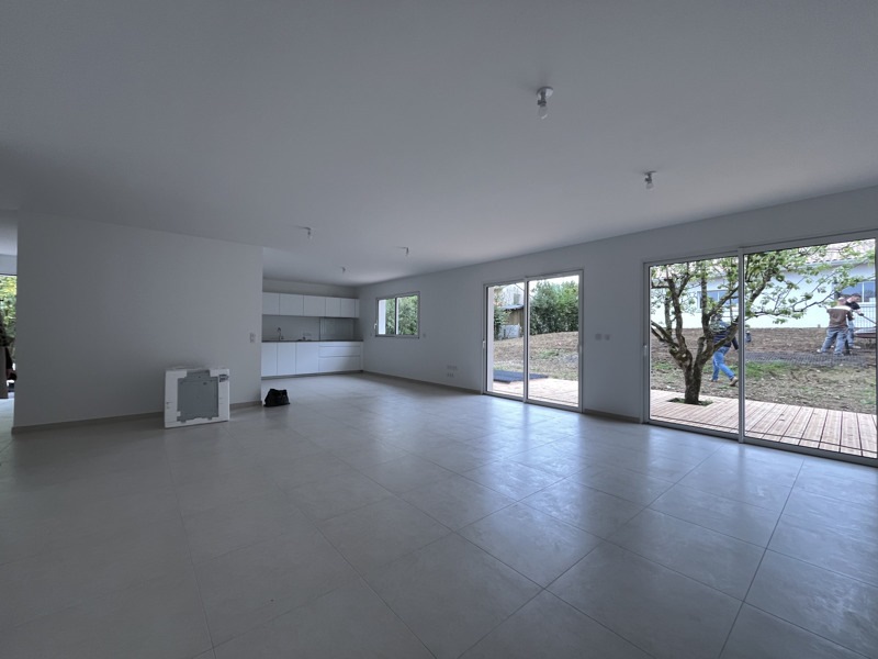 Vente Maison CARBON BLANC - 4 pièces -131 m² - (33560)