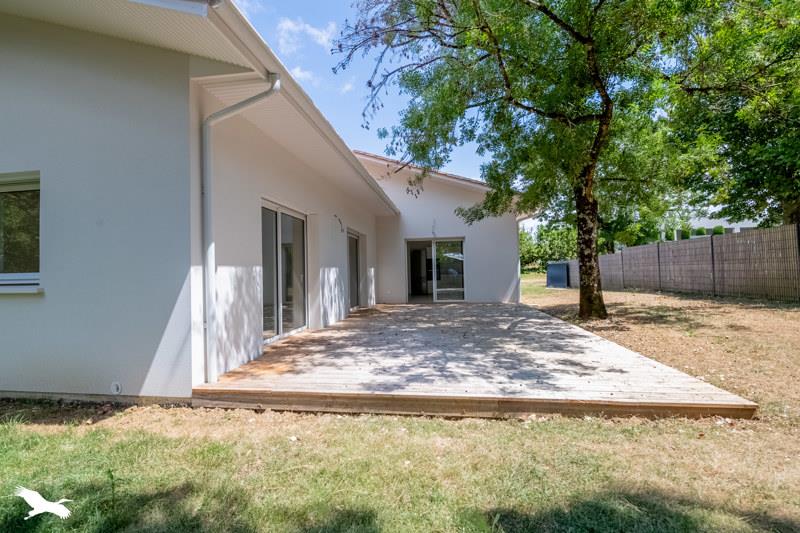 Vente Maison CARBON BLANC - 4 pièces -138 m² - (33560)