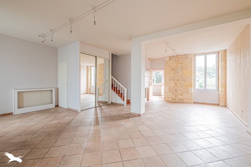 Vente Maison CARBON BLANC - 4 pièces -109 m² - (33560)