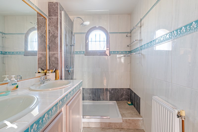 Vente Maison CARBON BLANC - 4 pièces -90 m² - (33560)