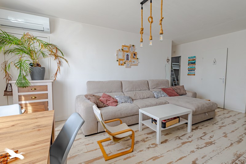 Vente Appartement CARBON BLANC - 4 pièces -75 m² - (33560)
