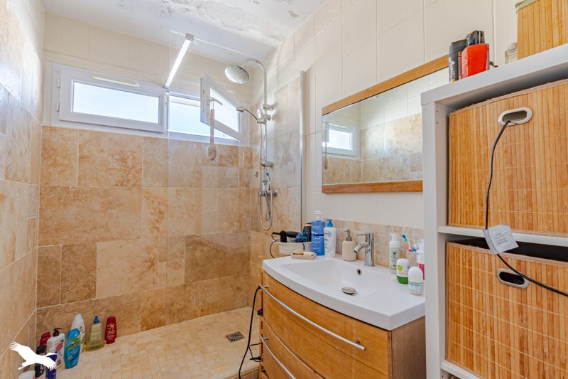 Vente Appartement CARBON BLANC - 4 pièces -75 m² - (33560)