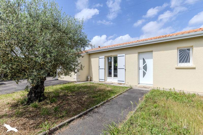 Vente Maison CARBON BLANC - 5 pièces -100 m² - (33560)