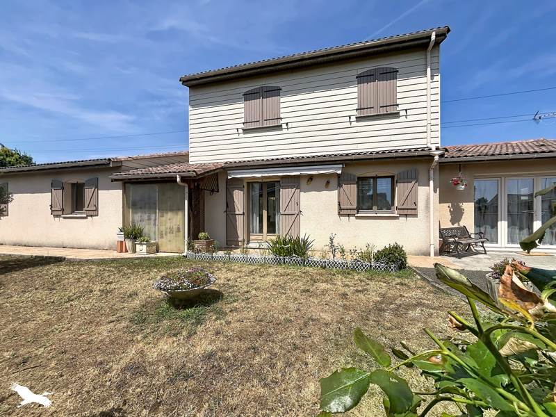 Vente Maison Carbon-Blanc 33560 8 pièces - 190 m²