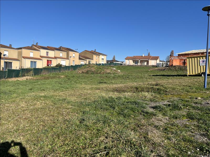 Vente Terrain ST JUNIEN - -1776 m² - (87200)