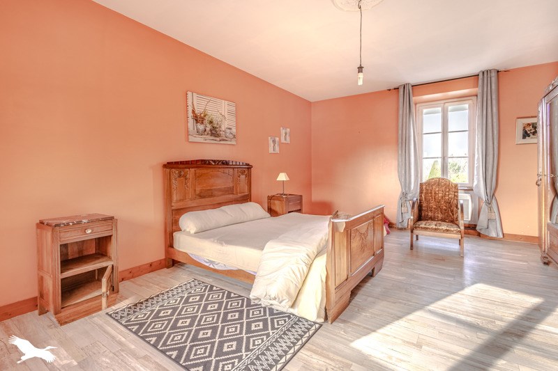 Vente Maison ST JUNIEN - 6 pièces -160 m² - (87200)