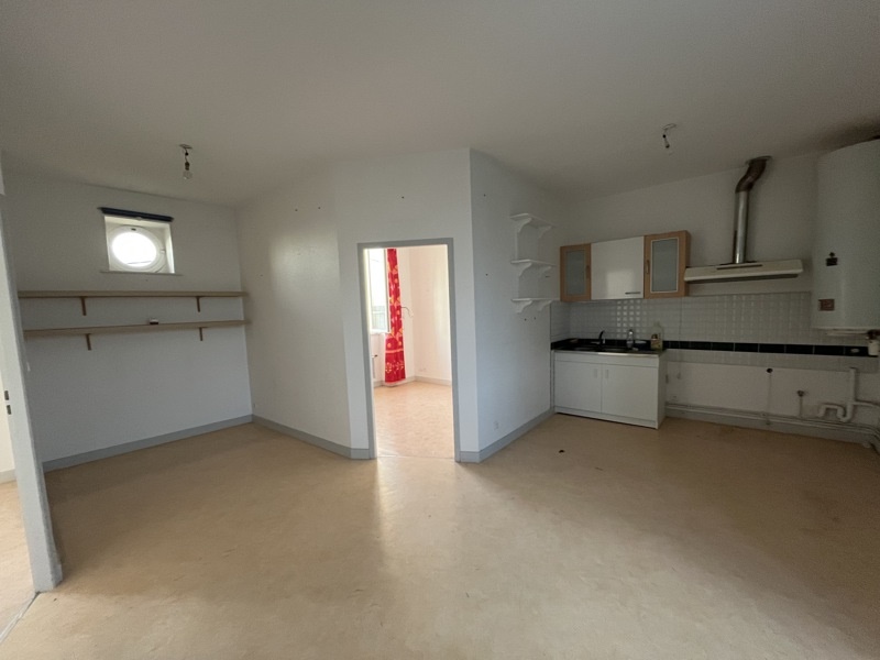 Vente Immeuble ST JUNIEN - -  92 m² - (87200)