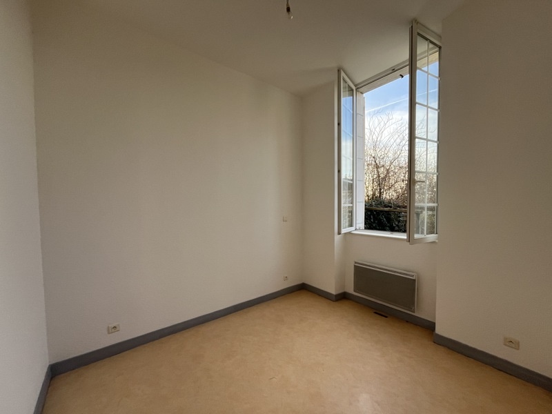 Vente Immeuble ST JUNIEN - -  92 m² - (87200)