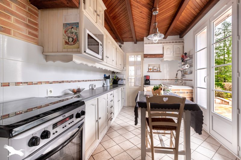 Vente Maison ETAGNAC - 5 pièces -140 m² - (16150)