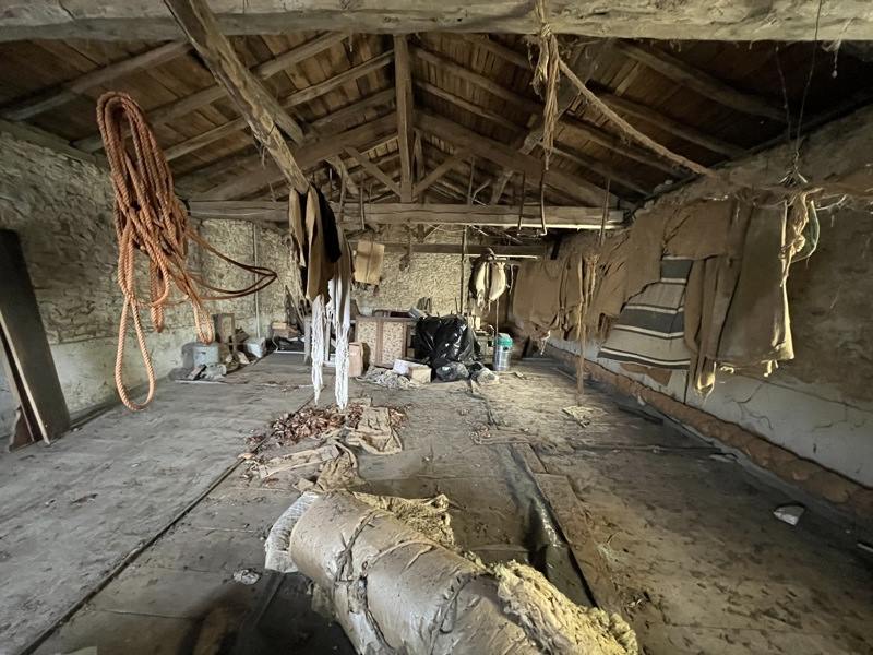 Vente Maison BRIGUEUIL - 2 pièces -75 m² - (16420)